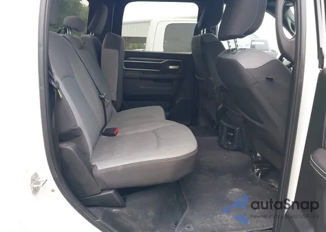 2024 Ram 2500 Big Horn 4X4 6'4 Box z USA, uszkodzony, nr VIN 3C6UR5DL9RG283488